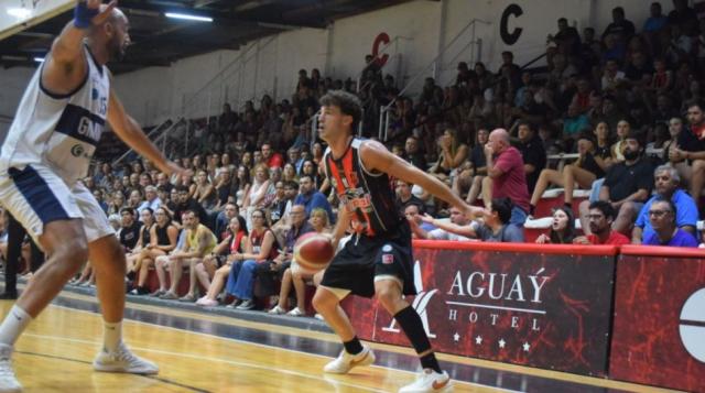 Sur: Central y Viedma cumplieron en casa