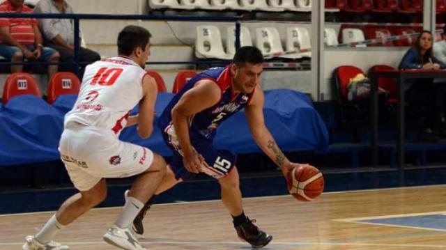 Rocamora volvi� a pegar