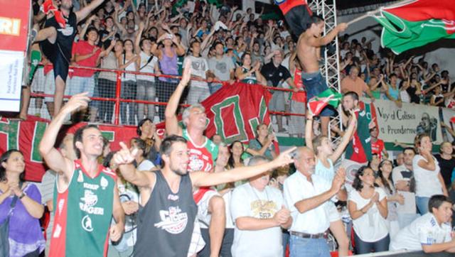 Ciclista juega su partido m�s dif�cil