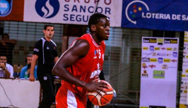 Con Cambronne, San Isidro cerr� su plantel