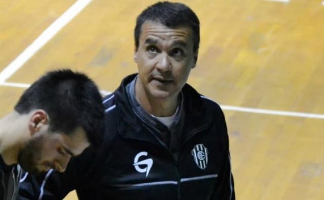 Estudiantes (O) negocia la continuidad de Gustavo Fern�ndez