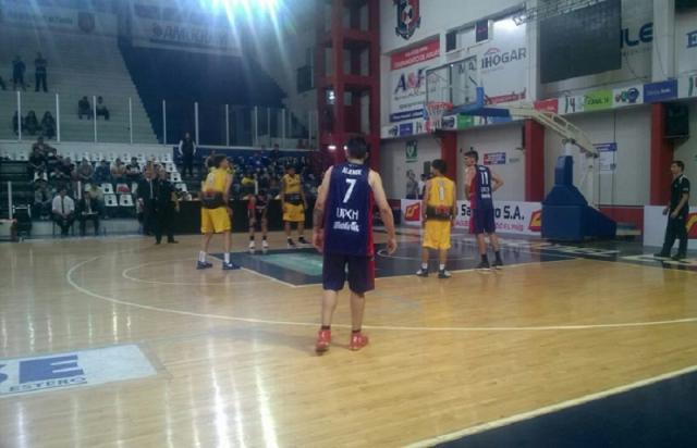 Talleres super� a Inde de visitante