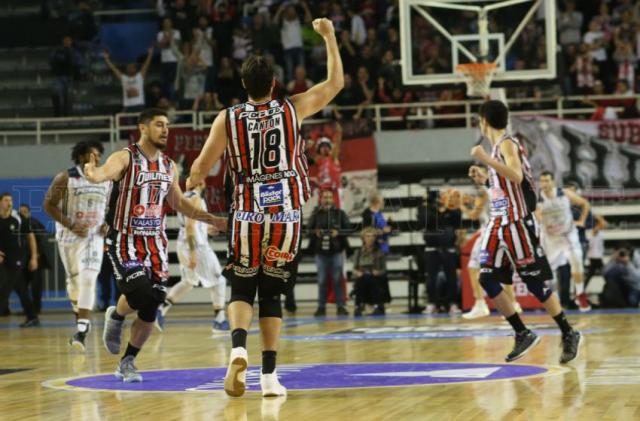 Omar Cant�n se va de Quilmes