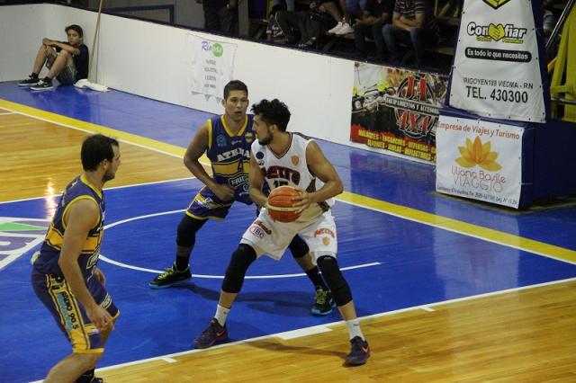 Atenas arranc� el a�o con una triunfo ante Petrolero