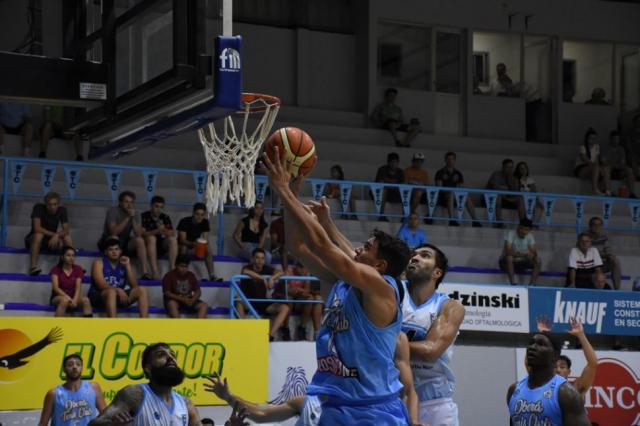 Disfruta de su local�a