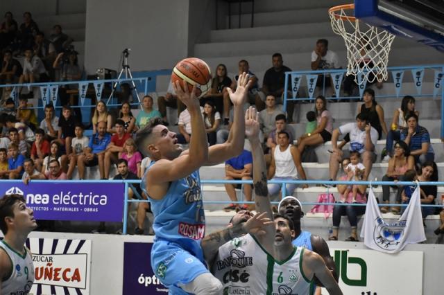 Ober� sigue celebrando en casa