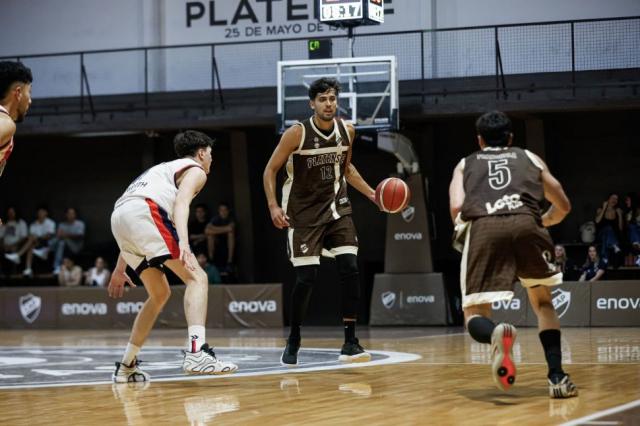 �Pu�o apretado! Lleg� la victoria del calamar