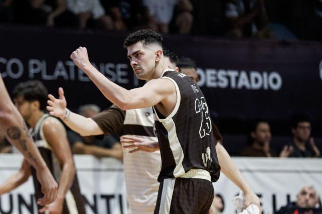 �Pu�o apretado! Lleg� la victoria del calamar