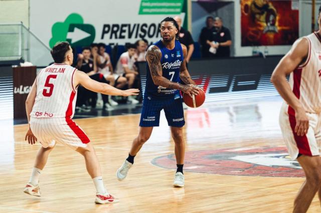 Apareci� Regatas en el Torneo