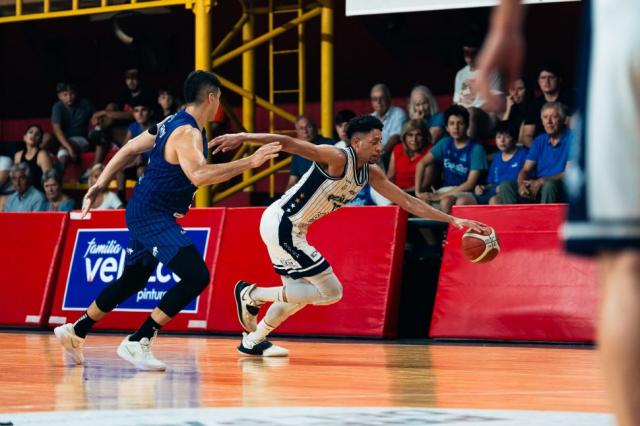 Pe�arol reencontr� el camino