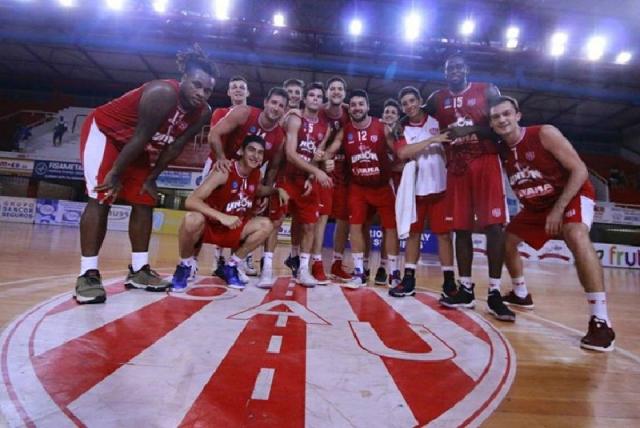 Uni�n baj� al puntero