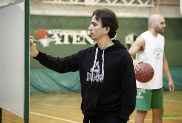 Casal�nguida: �Estamos tratando de mejorar las combinaciones de jugadores en distintas unidades�