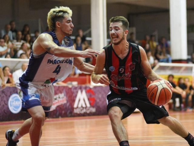 Tom�s Ludue�a llega a Del Progreso