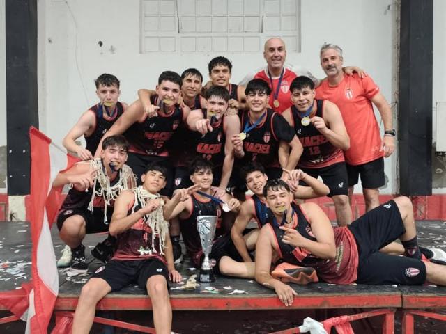 ARBB en jornada de trabajo ADC y con campeones en formativas