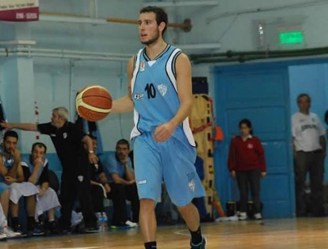 �Uno que se va y otro que viene?