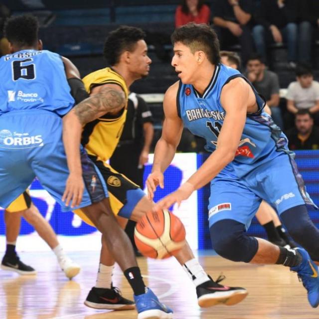 H�roe y villano